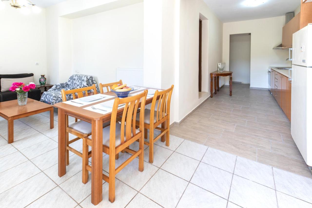 Apartamento Βιλα Μπουμπουλινα Sami  Exterior foto